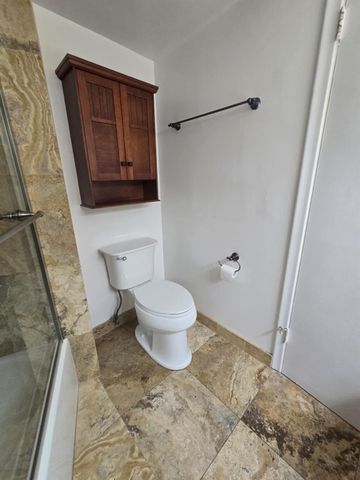 4121 Stirling Rd 205, Davie, FL 33314