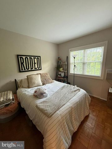 3771 GUNSTON RD, Alexandria, VA 22302
