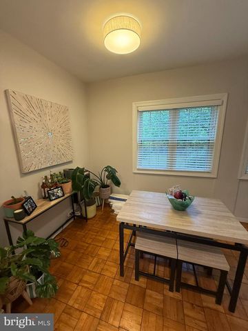 3771 GUNSTON RD, Alexandria, VA 22302
