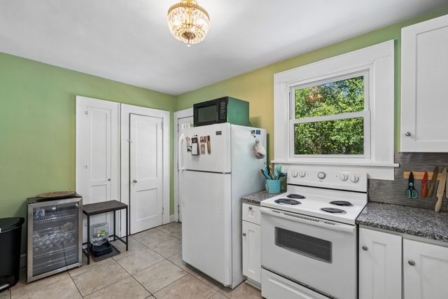58 Avondale Avenue, Charleston, SC 29407