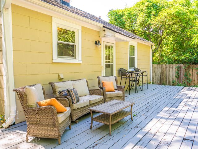 58 Avondale Avenue, Charleston, SC 29407