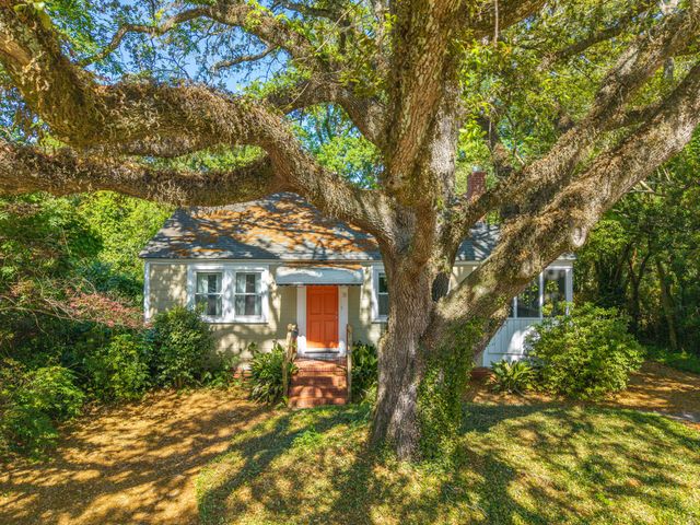 58 Avondale Avenue, Charleston, SC 29407