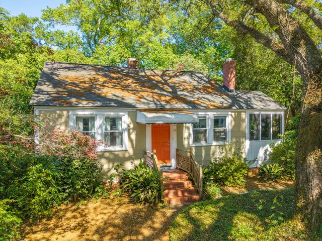 58 Avondale Avenue, Charleston, SC 29407