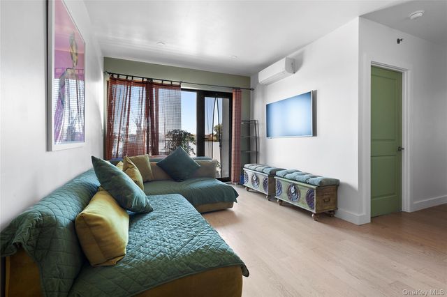 6298 Woodhaven Boulevard 4I, Rego Park, NY 11374