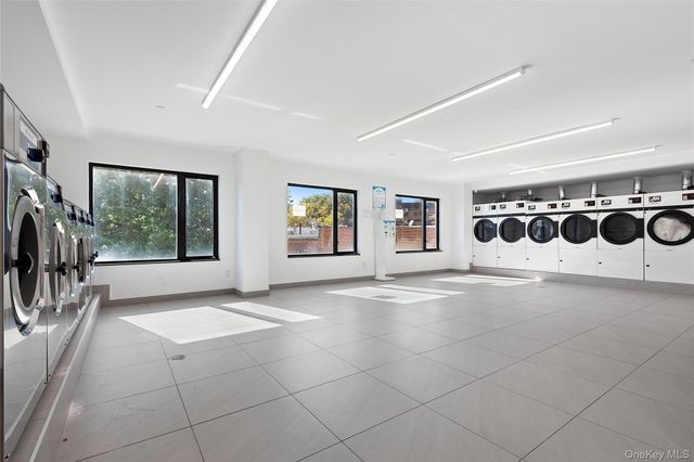 6298 Woodhaven Boulevard 4I, Rego Park, NY 11374