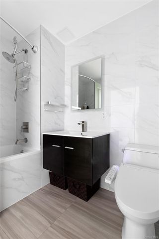 6298 Woodhaven Boulevard 4I, Rego Park, NY 11374