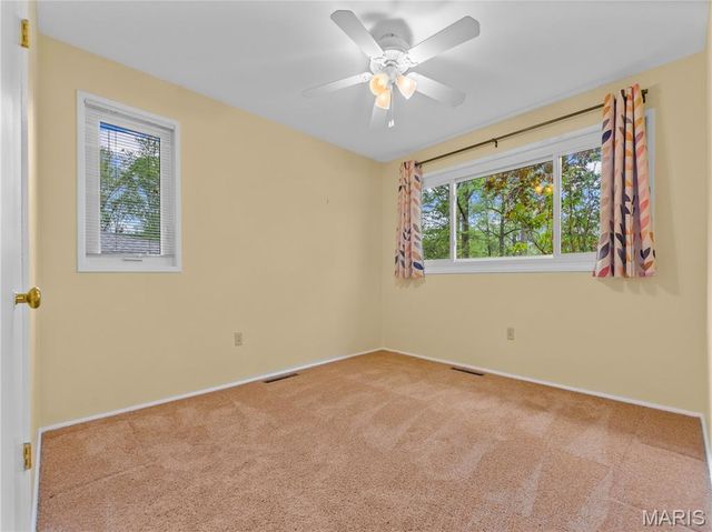722 Lantern Lane, Olivette, MO 63132