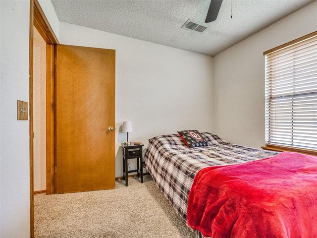 1808 SE 15th Street, Moore, OK 73160