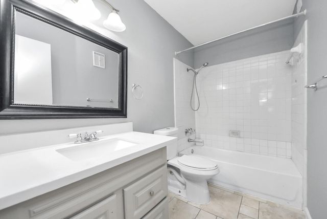 10735 Braes Bend Drive, Houston, TX 77071