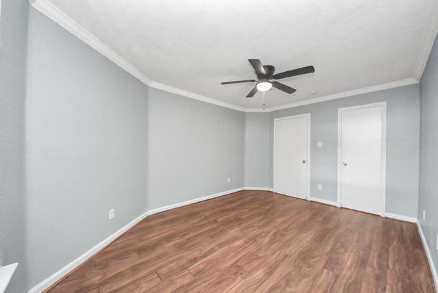 10735 Braes Bend Drive, Houston, TX 77071