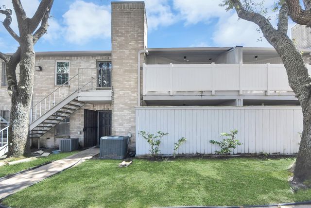 10735 Braes Bend Drive, Houston, TX 77071