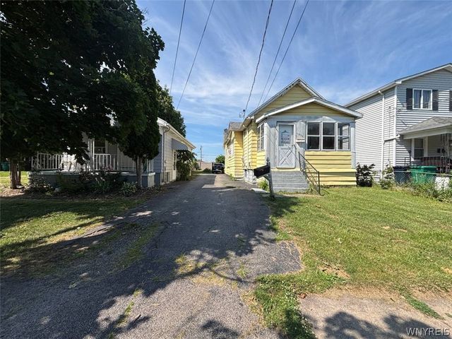 3236 North Avenue, Niagara Falls, NY 14305