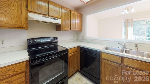 5622 Amity Springs Drive, Charlotte, NC 28212