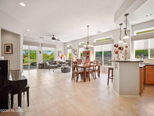 13229 N Heritage Gateway Avenue, Marana, AZ 85658