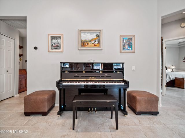 13229 N Heritage Gateway Avenue, Marana, AZ 85658