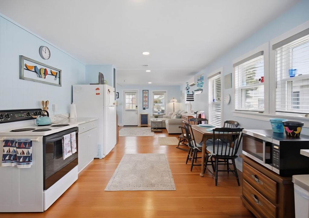 Image 17 of property listing at 51 Highland Avenue, Hampton, NH 03842
