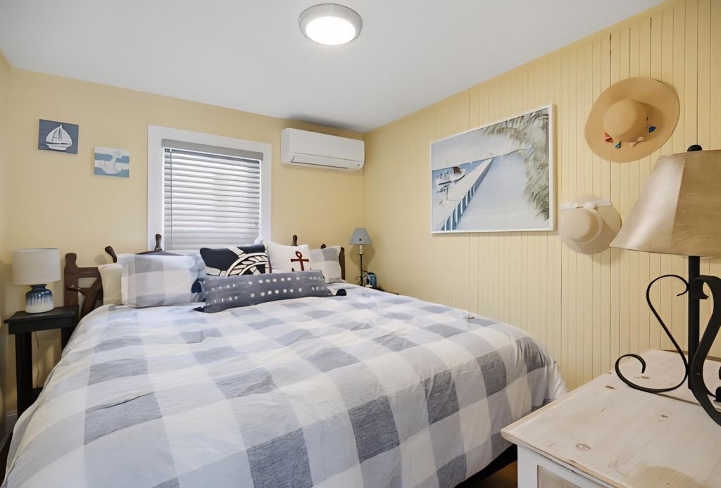 Image 19 of property listing at 51 Highland Avenue, Hampton, NH 03842