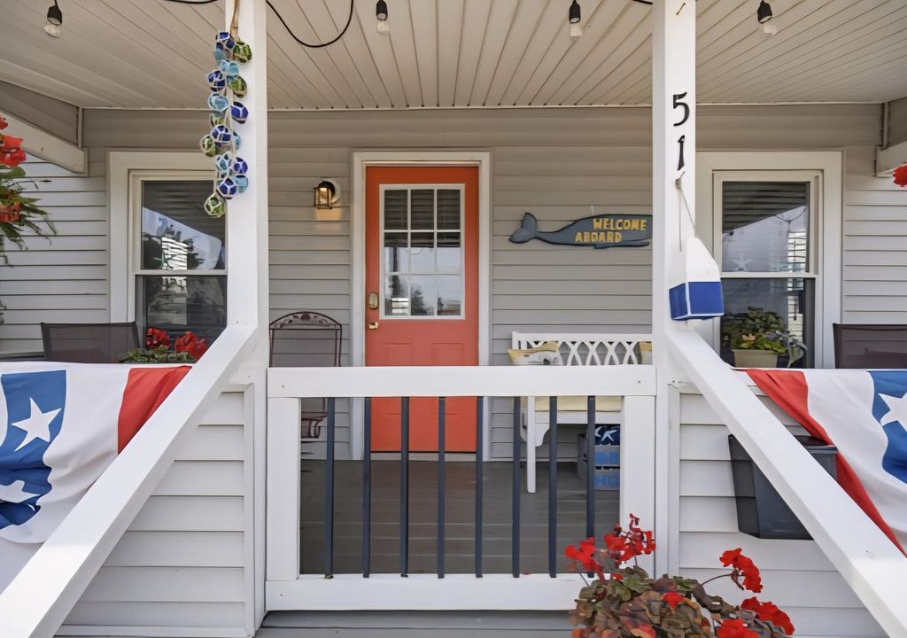 Image 5 of property listing at 51 Highland Avenue, Hampton, NH 03842