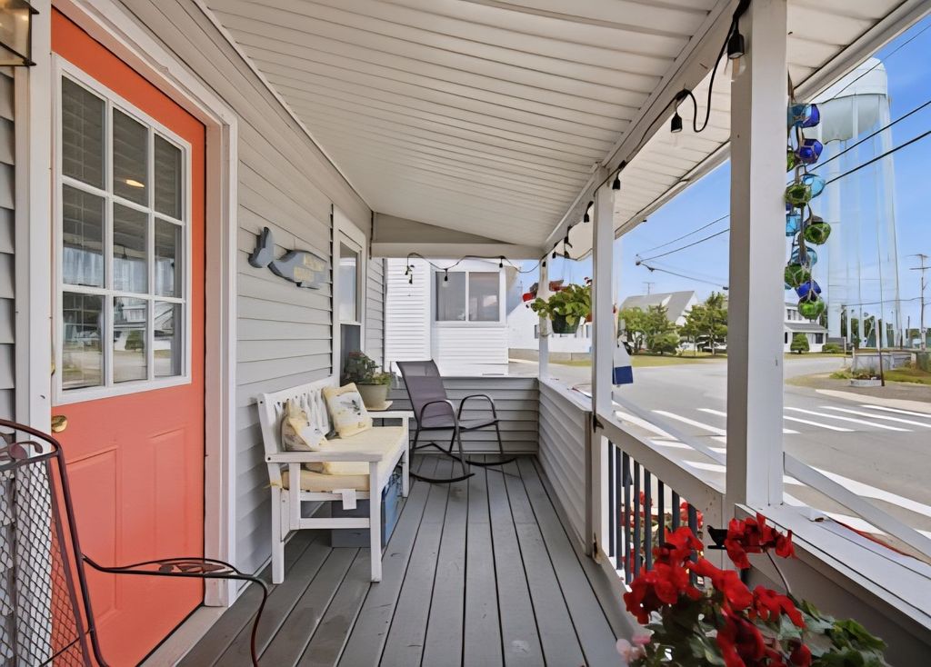 Image 6 of property listing at 51 Highland Avenue, Hampton, NH 03842