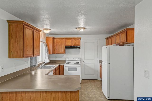 4973 Dixie Av NE, Salem, OR 97301