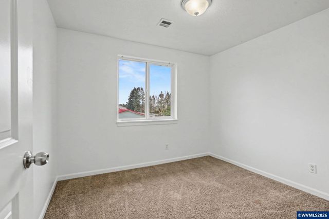 4973 Dixie Av NE, Salem, OR 97301