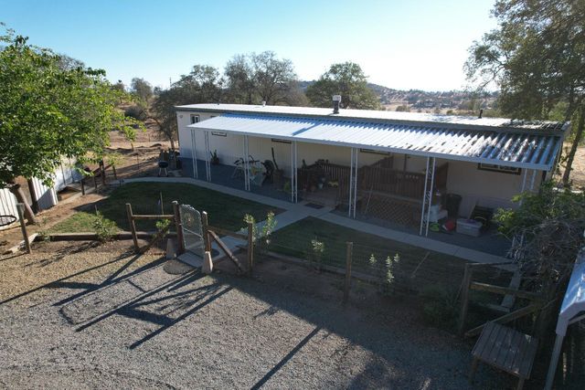 33379 Buttercup Lane, Yokuts Valley, CA 93675