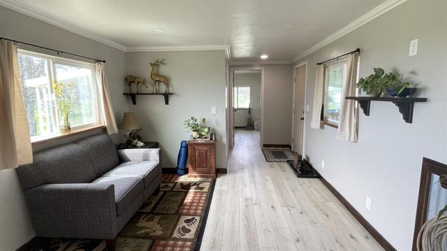 33379 Buttercup Lane, Yokuts Valley, CA 93675