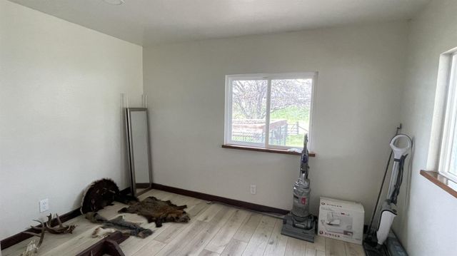 33379 Buttercup Lane, Yokuts Valley, CA 93675