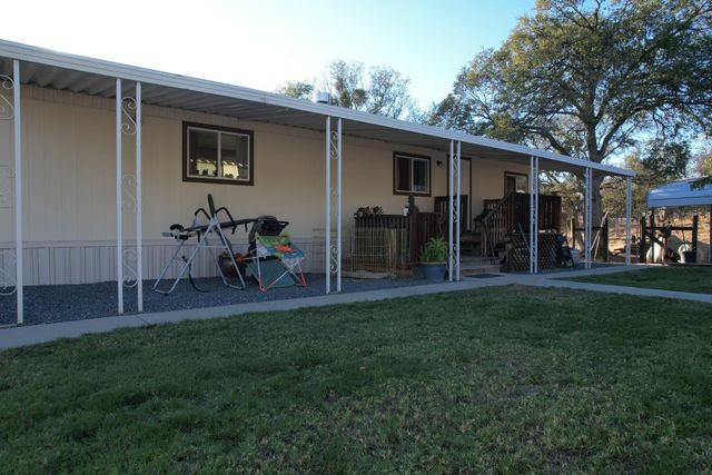 33379 Buttercup Lane, Yokuts Valley, CA 93675