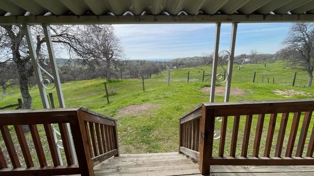 33379 Buttercup Lane, Yokuts Valley, CA 93675