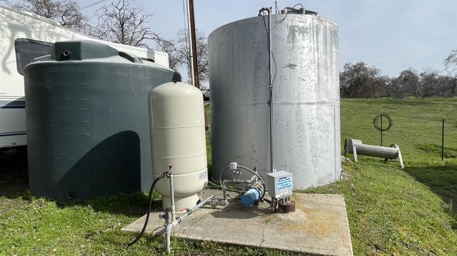 33379 Buttercup Lane, Yokuts Valley, CA 93675