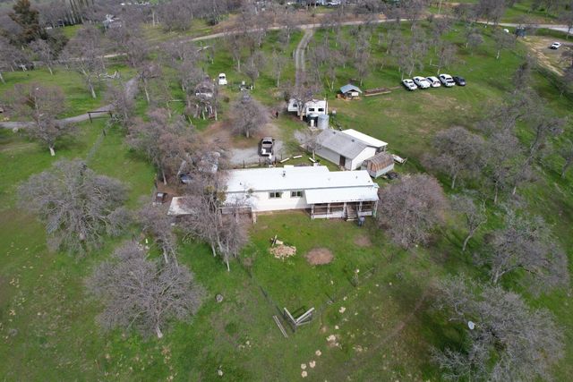 33379 Buttercup Lane, Yokuts Valley, CA 93675