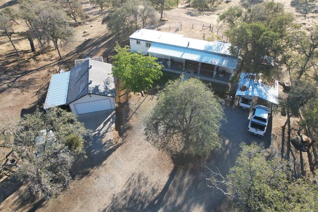 33379 Buttercup Lane, Yokuts Valley, CA 93675