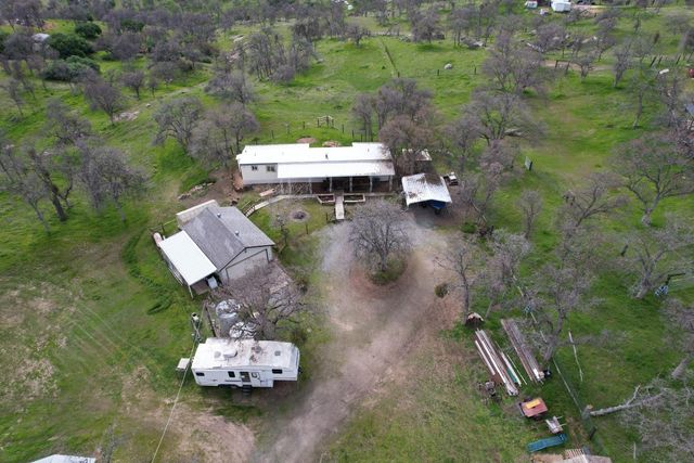 33379 Buttercup Lane, Yokuts Valley, CA 93675