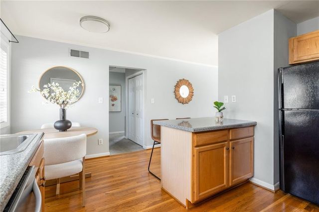 410 Candler Park NE Drive C8, Atlanta, GA 30307