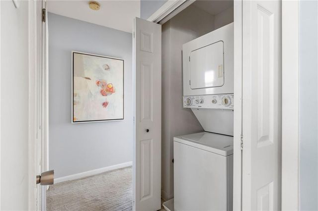 410 Candler Park NE Drive C8, Atlanta, GA 30307