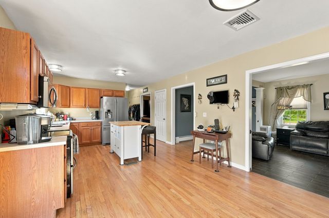 761 Council Oak Way, Dighton, MA 02715