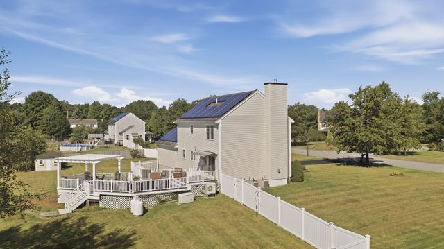 761 Council Oak Way, Dighton, MA 02715