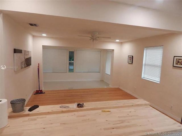 1111 N 25TH Avenue, Hollywood, FL 33020