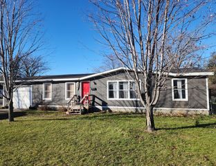 358 5th Avenue SW, Perham, MN 56573