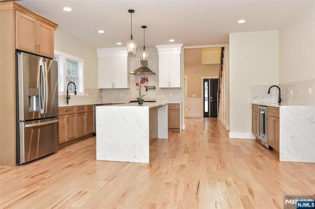 311 Harrison Avenue, Hasbrouck Heights, NJ 07604