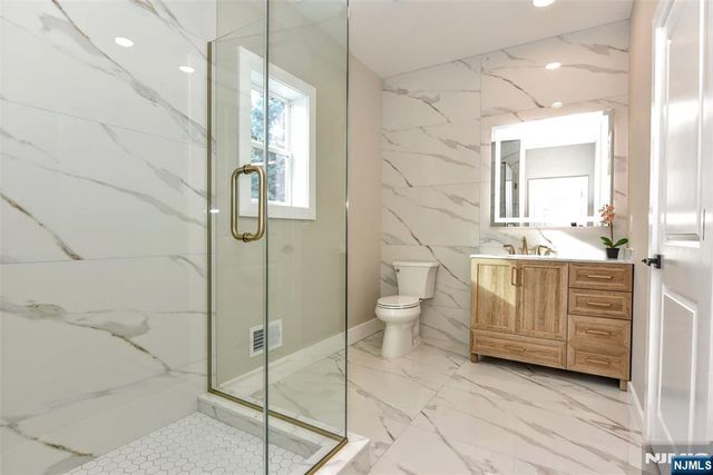 311 Harrison Avenue, Hasbrouck Heights, NJ 07604