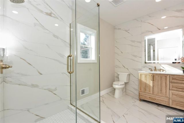 311 Harrison Avenue, Hasbrouck Heights, NJ 07604