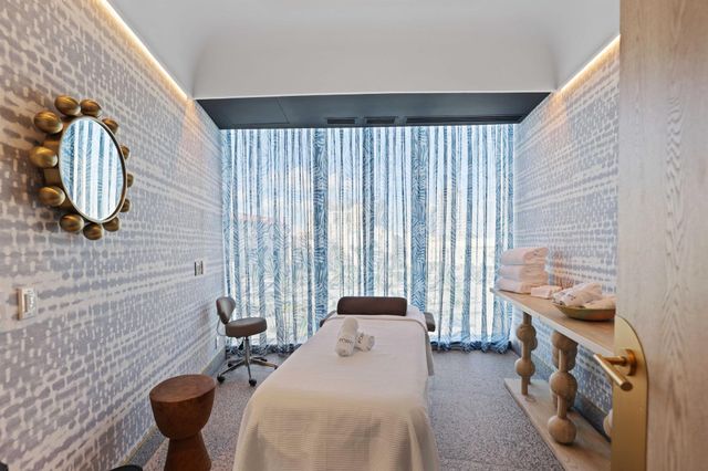 1333 S Flagler Drive 2002, West Palm Beach, FL 33401