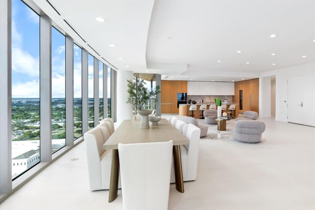 1333 S Flagler Drive 2002, West Palm Beach, FL 33401