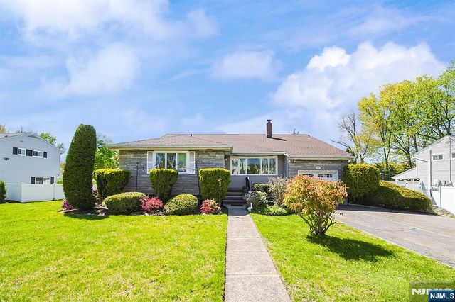 560 Boulevard, New Milford, NJ 07646