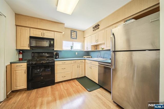 560 Boulevard, New Milford, NJ 07646