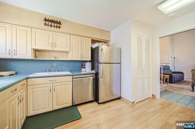560 Boulevard, New Milford, NJ 07646