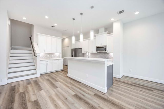1411 Bigelow Street, Houston, TX 77009