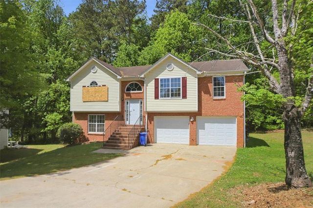 6052 Arbor Links Road, Lithonia, GA 30058